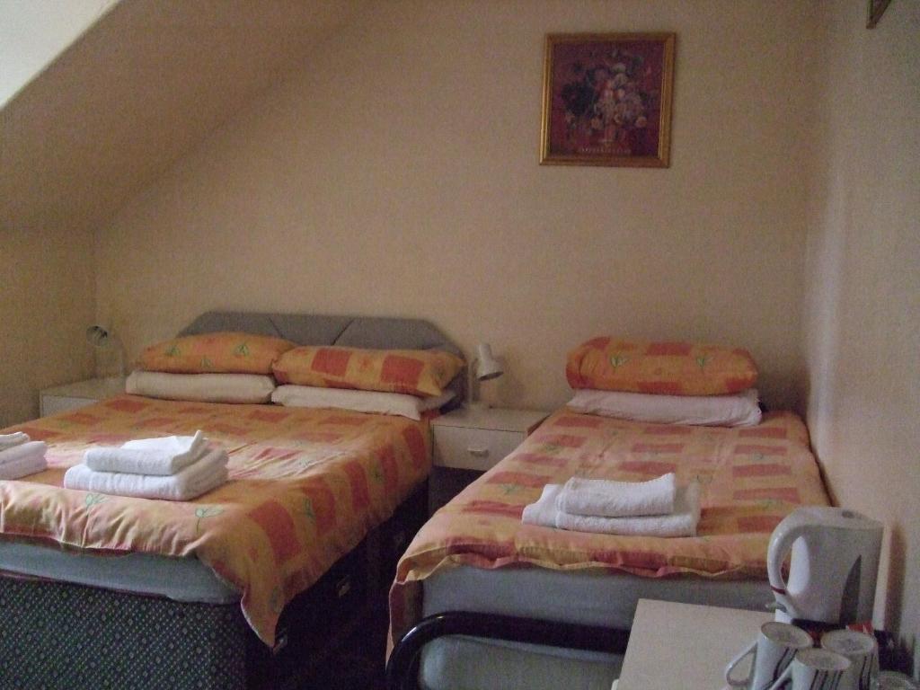Swan Lake Guest House Εδιμβούργο Δωμάτιο φωτογραφία